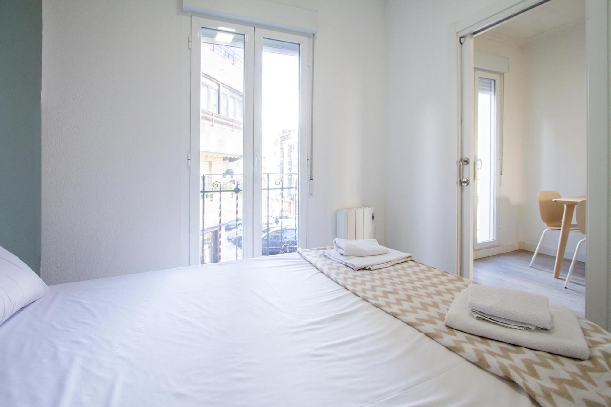 Apartamentos Tetuan Sandino 마드리드 외부 사진
